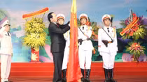 Chủ tịch nước Trần Đại Quang tặng thưởng huân huy chương nhân dịp kỷ niệm 27-7