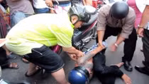 Bí thư đoàn và 2 người dân dũng cảm quật ngã 2 tên trộm hung hãn