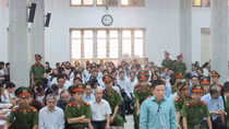 Diễn biến ngày xét xử đầu tiên đại án Oceanbank