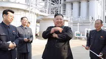 Ông Kim Jong-un chúc mừng ông Tập Cận Bình vì đã "chiến thắng" COVID-19
