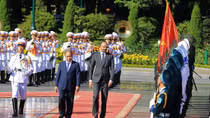 Thủ tướng chủ trì lễ đón chính thức Thủ tướng Pháp Édouard Philippe