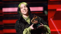 Nữ ca sĩ 18 tuổi "thắng lớn" tại lễ trao giải Grammy 2020