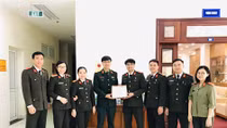 Học viện Chính trị CAND tiếp nhận vật tư y tế chống dịch COVID-19