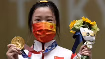 Huy chương vàng đầu tiên của Olympic Tokyo thuộc về nữ VĐV người Trung Quốc