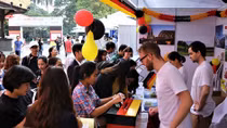 Du khách và người dân Thủ đô hòa mình trong Lễ hội Đức 2018