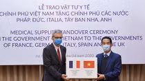 Việt Nam trao tặng 550.000 khẩu trang cho một số nước châu Âu