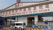 Trung Quốc tạm dừng hoạt động buôn bán tại chợ Tân Phát Địa