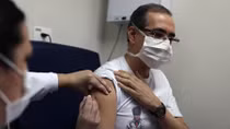 Những thách thức mới hậu cuộc đua điều chế vaccine COVID-19