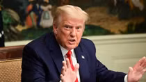 Ông Trump đóng blog sau chưa đầy một tháng