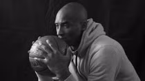 Sao quốc tế "sốc" khi nghe tin huyền thoại bóng rổ Kobe Bryant tử nạn