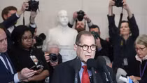 Ủy ban Hạ viện Mỹ thông qua điều khoản luận tội Tổng thống Trump