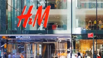 H&M cắt quan hệ với nhà cung cấp Trung Quốc