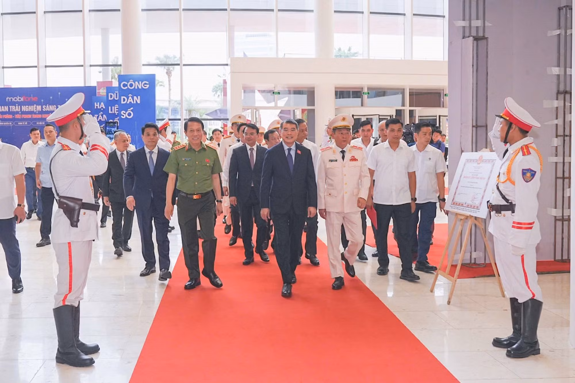 Công an thành phố Hải Phòng đón nhận danh hiệu Anh hùng lực lượng vũ trang nhân dân -0