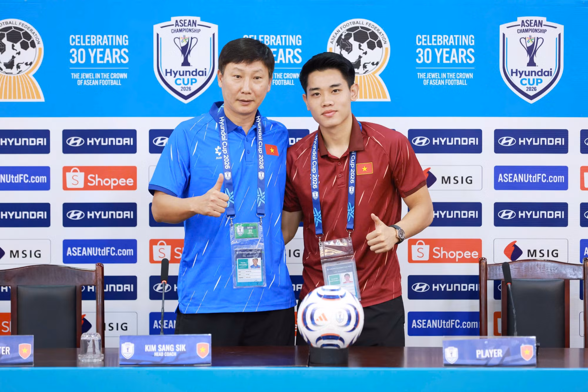 HLV Kim Sang Sik: Tuyển Việt Nam không được chủ quan