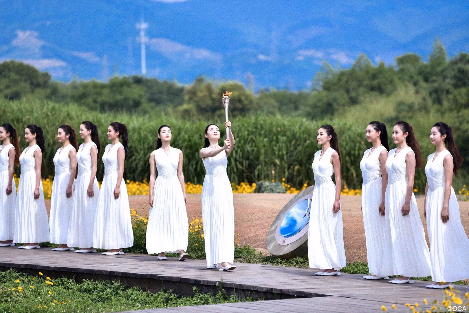 b.jpg