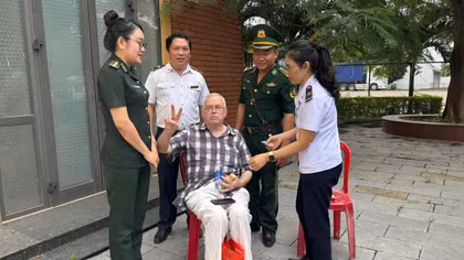 Du khách người Mỹ được cấp cứu kịp thời khi có dấu hiệu đột quỵ 
