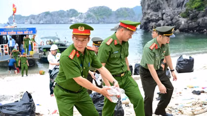 Bảo vệ môi trường và đa dạng sinh học bằng các hoạt động thiết thực