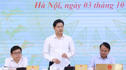 Thứ trưởng Bộ Y tế giải trình việc thuốc, thiết bị y tế bị “thổi giá”