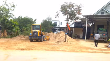 Một phường ở Huế có 20 bãi tập kết vật liệu trái phép 