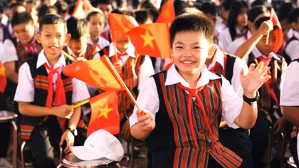 Học sinh miền núi ở Huế náo nức trong ngày khai trường 
