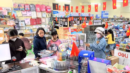 TP Huế gấp rút cung ứng đủ sách giáo khoa còn thiếu cho học sinh
