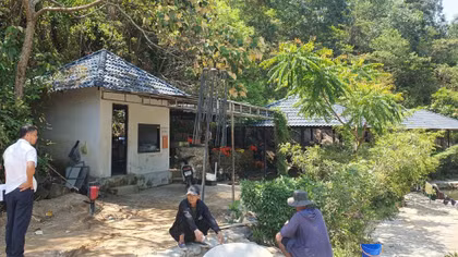 Yêu cầu tháo dỡ công trình xây dựng trái phép ở suối Máu
