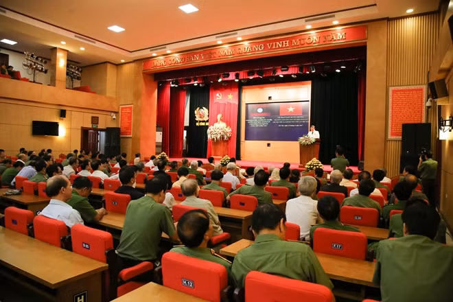 Toàn cảnh buổi lễ.