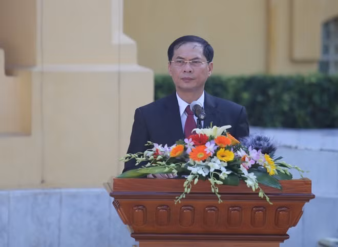 Phát biểu tại buổi lễ, Thứ trưởng Ngoại giao Bùi Thanh Sơn khẳng định: "Trở thành một tổ chức có uy tín ở khu vực Châu Á - Thái Bình Dương, ASEAN hiện nay hoạt động dựa trên Hiến chương ASEAN cùng các giá trị và nguyên tắc hoạt động thống nhất."
