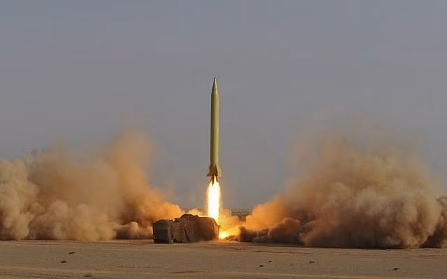 Tên lửa Shahab-3 của Iran. Ảnh: AP