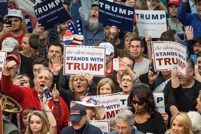 Những người ủng hộ Tổng thống Trump mít tinh cách đây không lâu. Ảnh: EPA