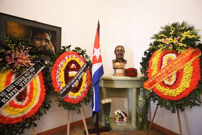 Không riêng Cuba, các hoạt động tưởng niệm cựu lãnh đạo Cuba cũng diễn ra ở nhiều nước khác như Việt Nam, Việt Nam sẽ tổ chức quốc tang 1 ngày để tưởng nhớ đồng chí Fidel Castro vào ngày 4-12.