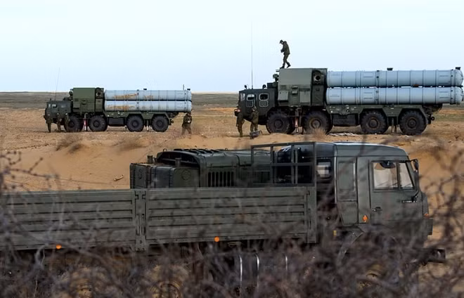 Một tổ hợp tên lửa phòng không S-300 của Syria. Ảnh: RT