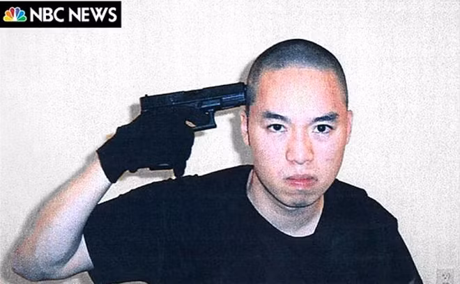 Bức ảnh được cắt ra từ video do Cho gửi tới NBCNews.