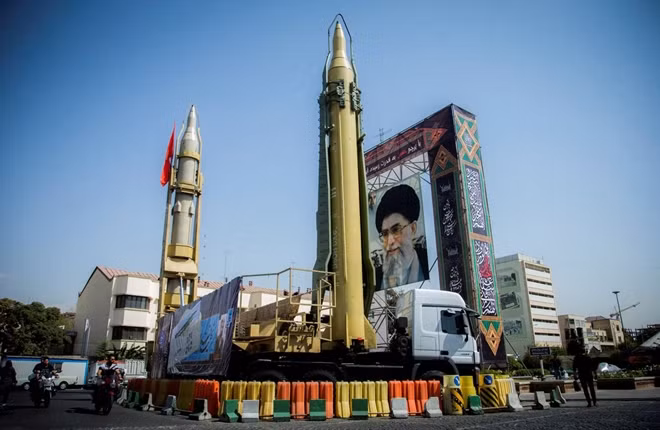 Tổng thống Trump nhiều lần bày tỏ không hài lòng về thoả thuận hạt nhân Iran. Ảnh: ITN