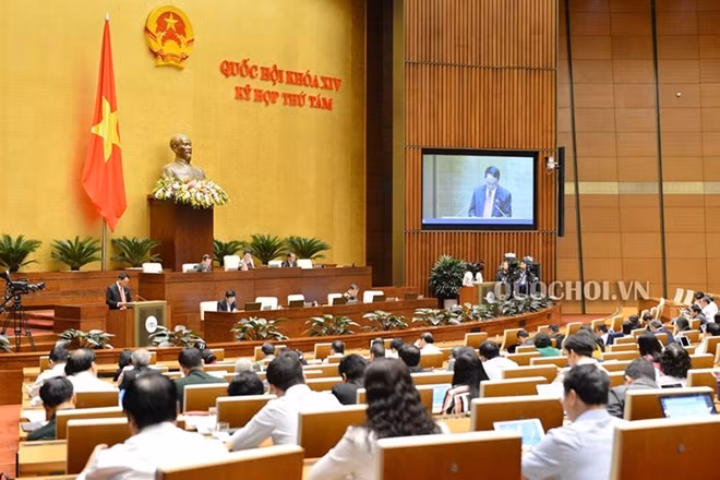 Các đại biểu dự phiên thảo luận chiều 28-10.
