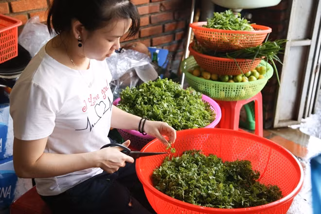 Khâu chuẩn bị nguyên vật liệu.