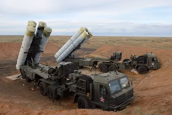 Bệ phóng S-400 của Nga. Ảnh: Sputnik