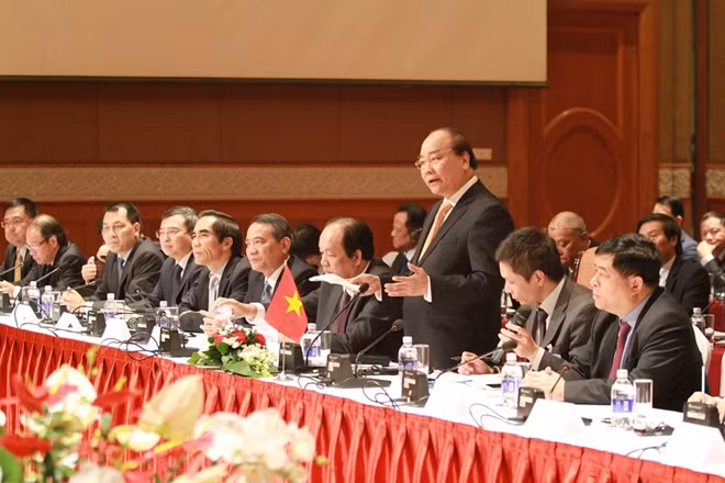 Thủ tướng Chính phủ Nguyễn Xuân Phúc phát biểu tại buổi tọa đàm.
