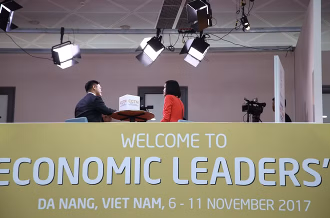 Các hãng thông tấn, báo chí được cung cấp những phòng riêng để tác nghiệp sao cho thuận tiện nhất.