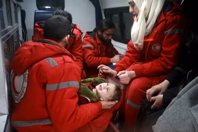 Các tổ chức nhân đạo rất khó tiếp cận Đông Ghouta vì chiến sự căng thẳng. Ảnh: Reuters
