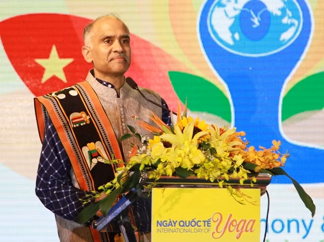 Đại sứ Ấn Độ tại Việt Nam Parvathaneni Harish phát biểu tại buổi lễ.