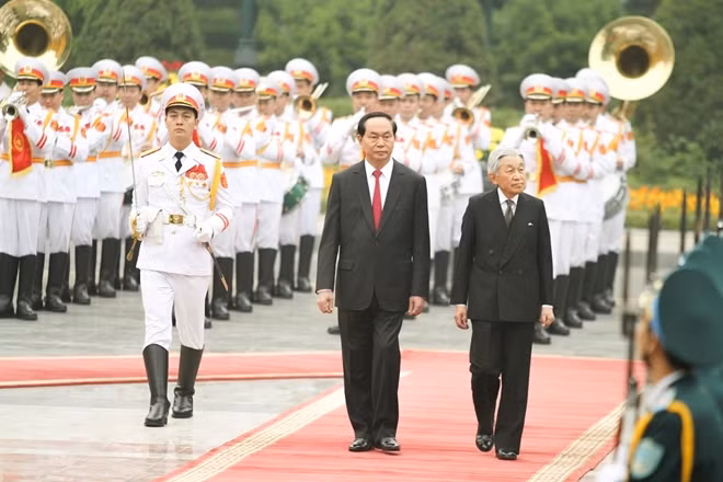 Chủ tịch nước Trần Đại Quang và Nhà vua Nhật Bản Akihito trong chuyến thăm tới Việt Nam hồi tháng 3-2017.