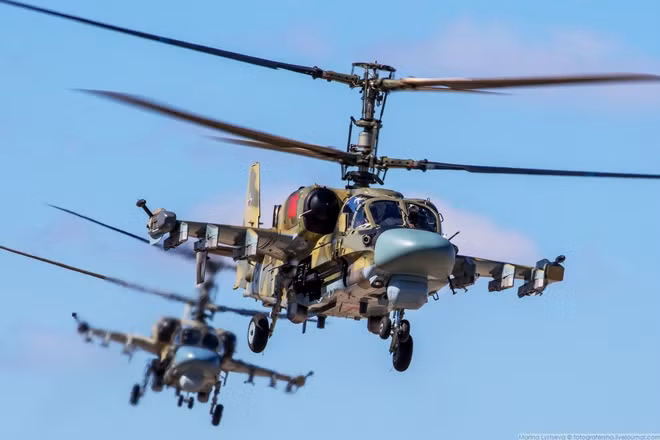 Trực thăng tấn công Ka-52 "cá sấu bay", sát thủ diệt tăng thế hệ mới của Nga sẽ bay qua Quảng trường Đỏ trong buổi lễ duyệt binh sắp tới.