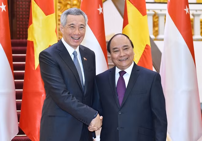Thủ tướng Nguyễn Xuân Phúc và Thủ tướng Singapore Lý Hiển Long.