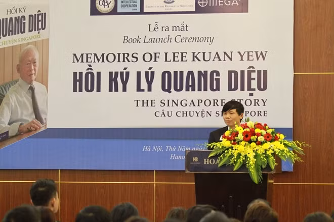 Đại diện Bộ Ngoại giao Việt Nam tại buổi lễ ra mắt cuốn sách.
