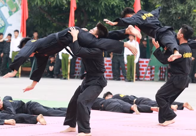 Hội thao lần này là dịp để đánh giá kết quả công tác huấn luyện về điều hành đội ngũ, võ thuật, kỹ, chiến thuật trấn áp tội phạm; giải cứu con tin; chữa cháy và cứu hộ, cứu nạn của Trung đoàn Cảnh sát dự bị đặc nhiệm - Học viện CSND.