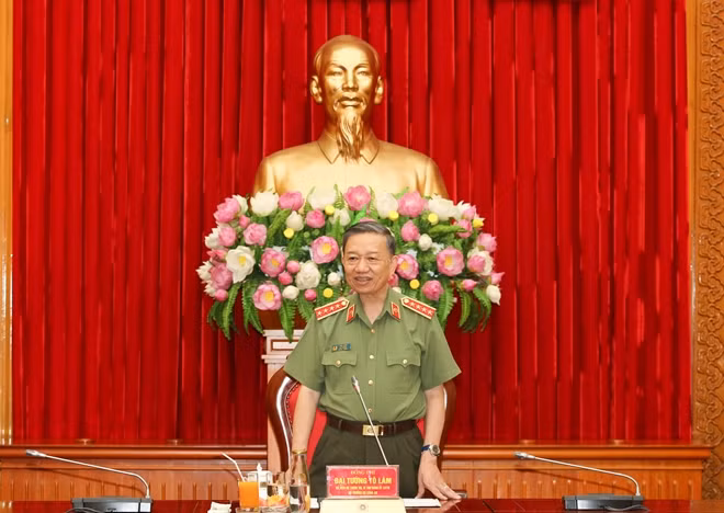 Đại tướng Tô Lâm phát biểu tại buổi gặp mặt.