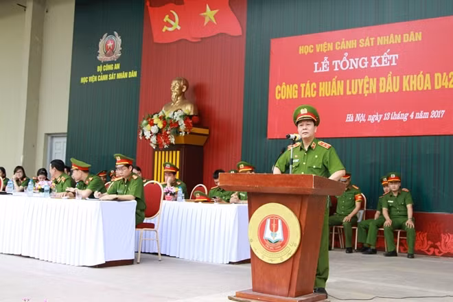 Trung tướng GS.TS Nguyễn Xuân Yêm, Giám đốc Học viện CSND phát biểu tại buổi Lễ tổng kết.