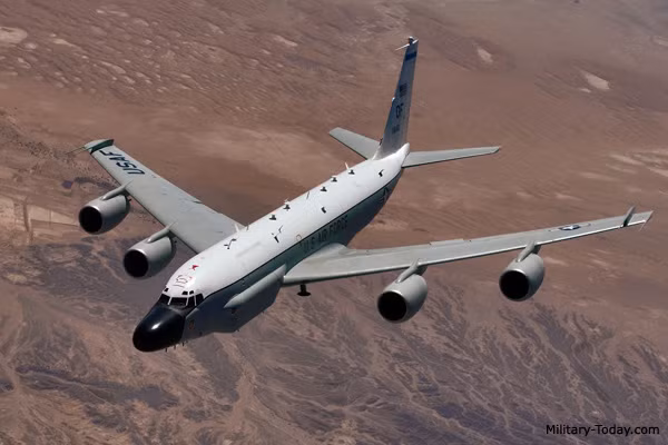 Một trinh sát cơ RC-135W. Ảnh: USAF