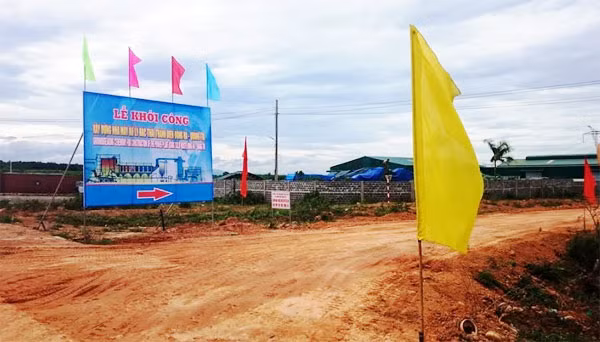 Công ty Minh Lộc bất chấp phép tắc, tổ chức khởi công công trình trái phép.